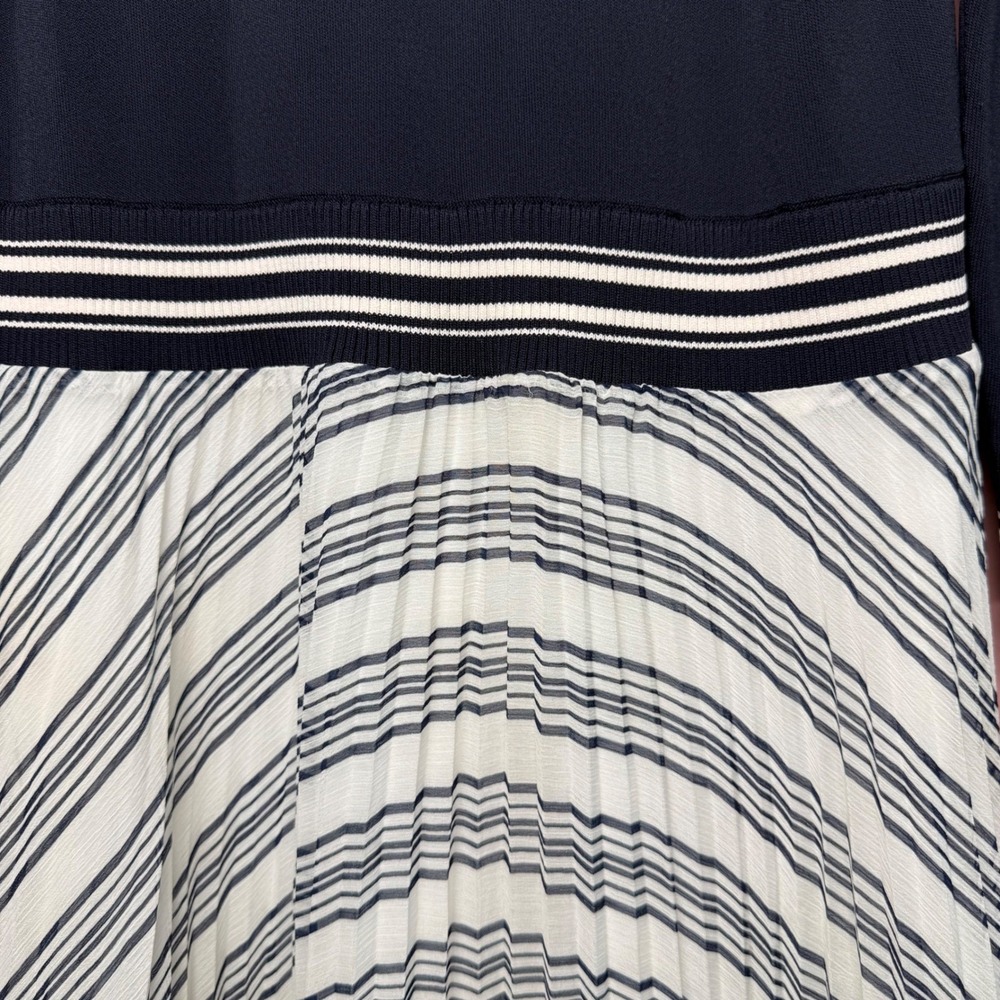 Ted Baker LANTAI Pleated Midi Dress Size 4 Navy White Striped Preppy Sporty Luxe - Picture 6 of 11